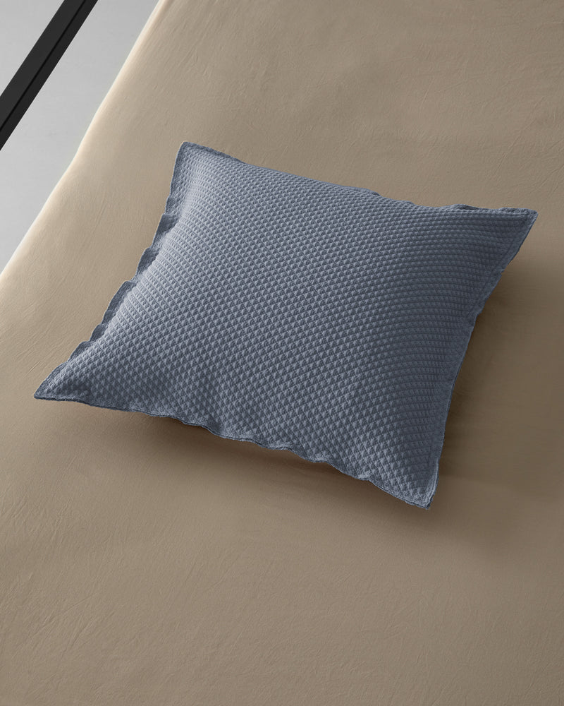 Buti' Geo Coussin