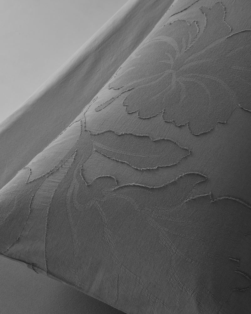 Charis Pillow Cases Set